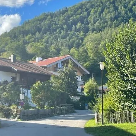 Wuhrsteinhaus, Heil- Und Seminarzentrum Chiemgau Guest house *