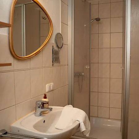 Vendégház Wuhrsteinhaus, Heil- Und Seminarzentrum Chiemgau *